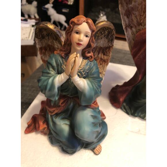 Vintage Angels Porcelain Collection by Grandeur Noel Stunning Handpainted NIB - Picture 3 of 13